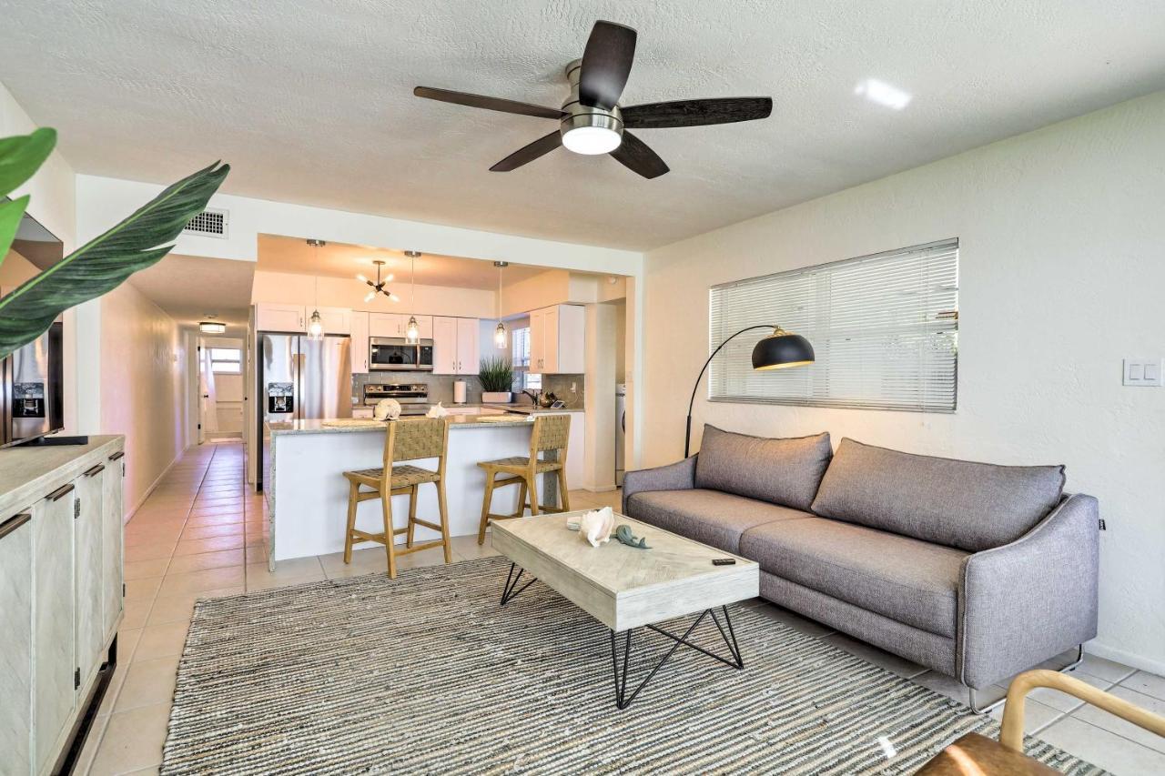 Cute And Cozy Florida Duplex Walk To Beaches! Cocoa Beach Eksteriør bilde